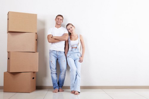 Professional packing and unpacking services in Kingscross for a smooth move