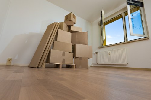 Cardboard storage boxes and packing materials in Kingscross