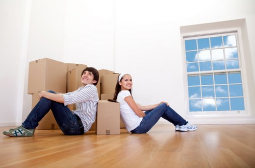 Storage and relocation support for Kingscross moving services