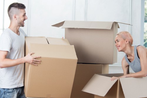 Organised Kings Cross removals process with careful handling of belongings