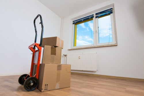 Local van hire in Kingscross for furniture transport